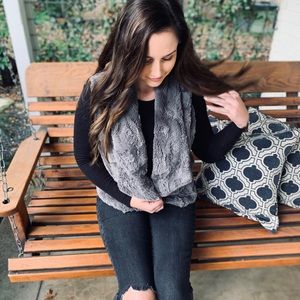 Meet your Posher, Cristina